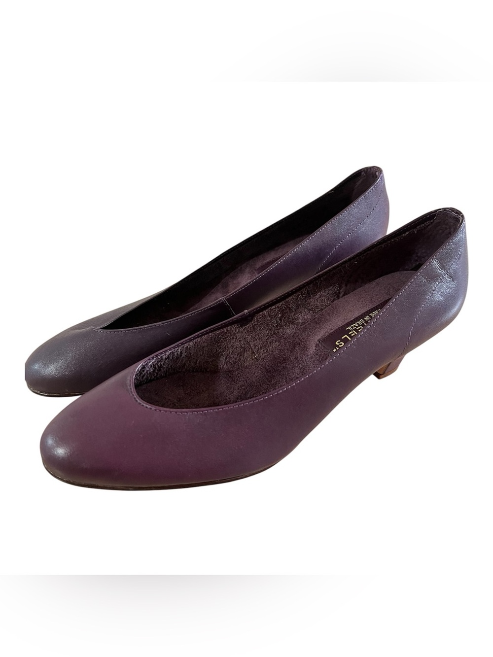 Pinwheels Leather Purple Kitten Heel Pumps Closed Toe Shoes Women Size 9B Chic